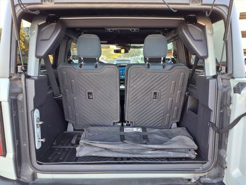 Used 2022 Ford Bronco Outer Banks image 10