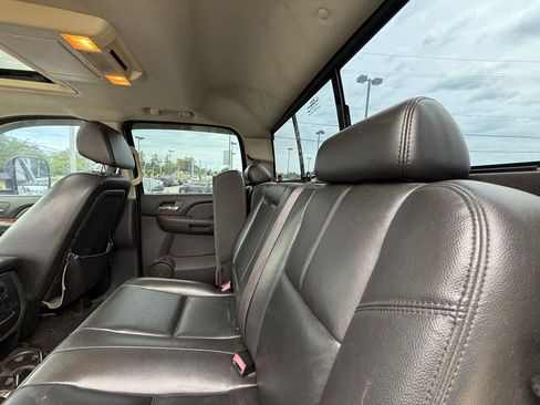 Used 2008 Chevrolet Silverado 3500 LTZ w/ EZ-Lift Tailgate Package AWD/4WD image 24