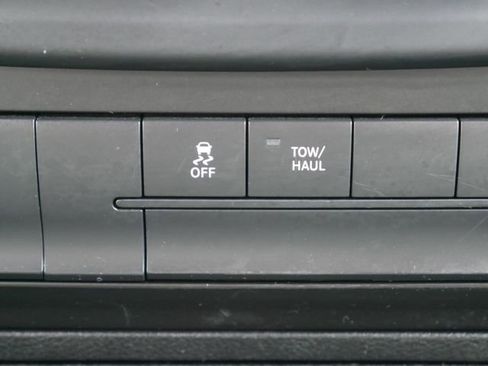 Used 2019 RAM 1500 Express w/ Express Value Package image 20