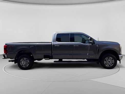 Certified 2025 Ford F350 Lariat w/ FX4 Off-Road Package AWD/4WD image 6