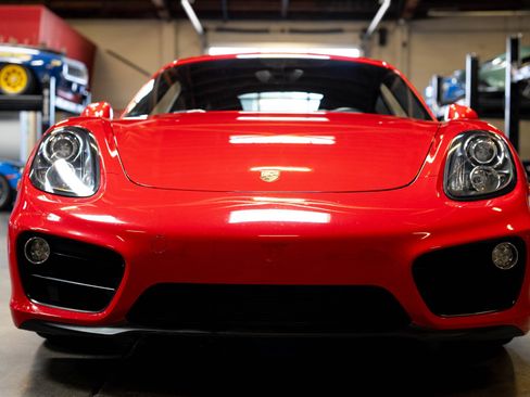 Used 2016 Porsche Cayman image 17