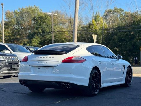 Used 2013 Porsche Panamera 4 Platinum Edition image 6