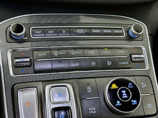 Used 2022 Hyundai Santa Fe SEL w/ Convenience + Premium Package AWD/4WD image 17