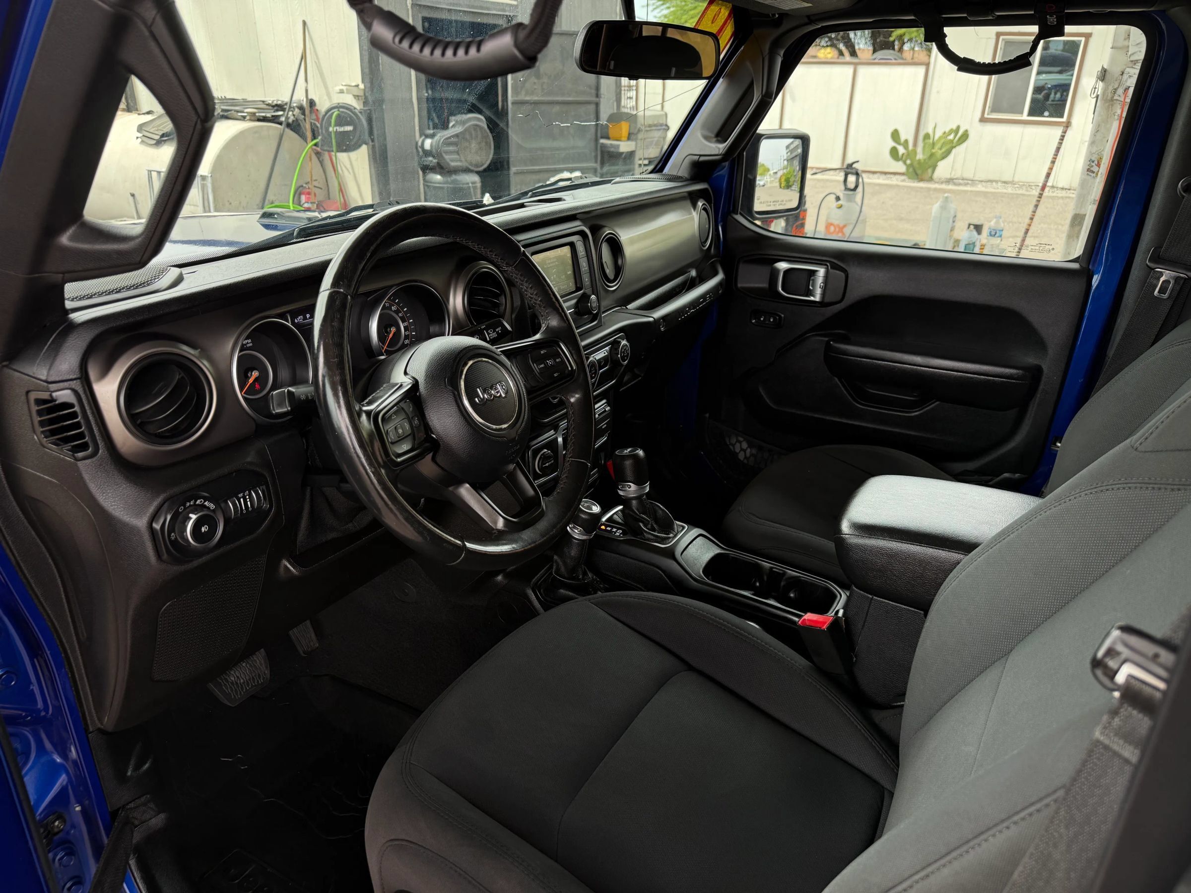 Used 2019 Jeep Wrangler Sport AWD/4WD image 8