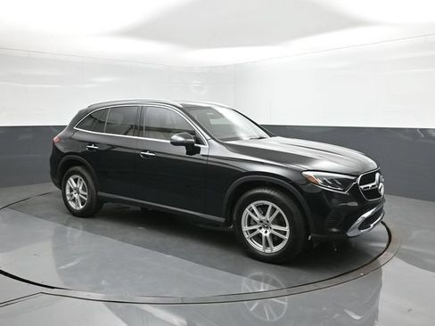 New 2025 Mercedes-Benz GLC 300 image 17