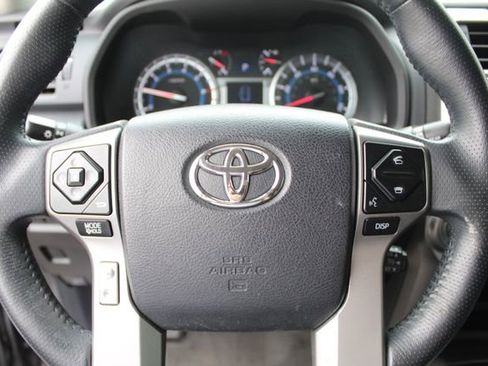 Used 2015 Toyota 4Runner SR5 image 16
