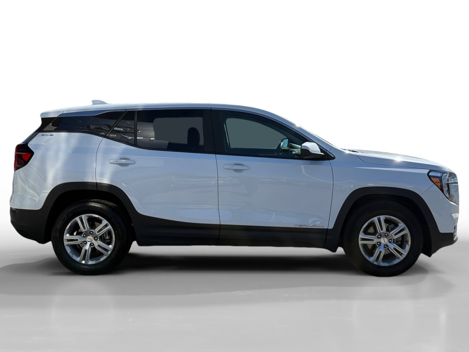 Used 2024 GMC Terrain SLE FWD image 6