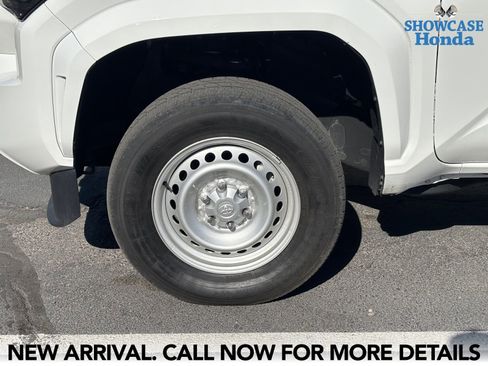 Used 2024 Toyota Tacoma SR image 7
