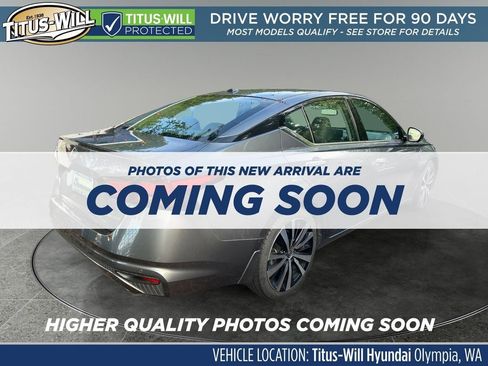 Used 2020 Nissan Altima 2.0 Platinum FWD image 5
