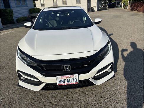 Used 2020 Honda Civic Sport Touring image 2