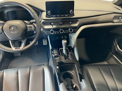 Used 2025 Acura Integra A-Spec image 19