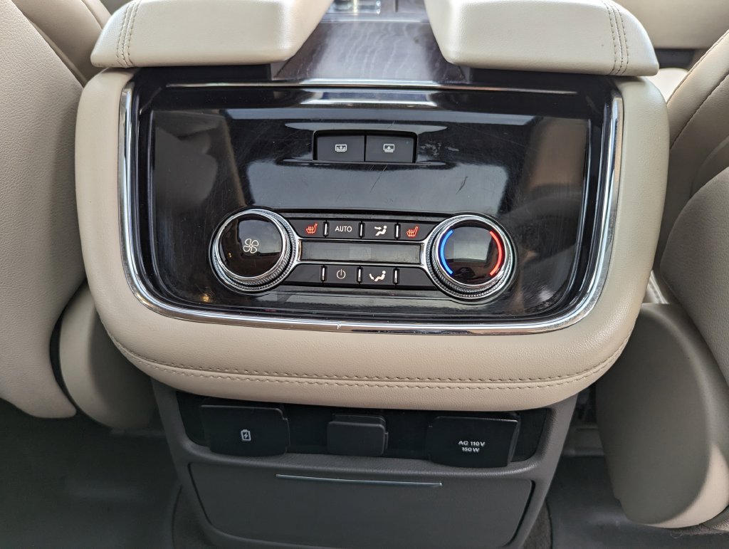 Used 2020 Lincoln Navigator L Reserve w/ Equipment Group 201A Reserve AWD/4WD image 43