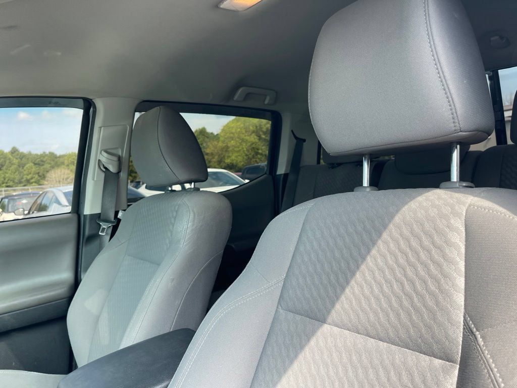Used 2023 Toyota Tacoma SR RWD image 9