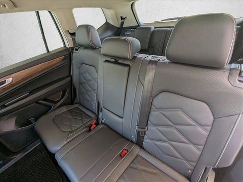 New 2026 Volkswagen Atlas SE image 11
