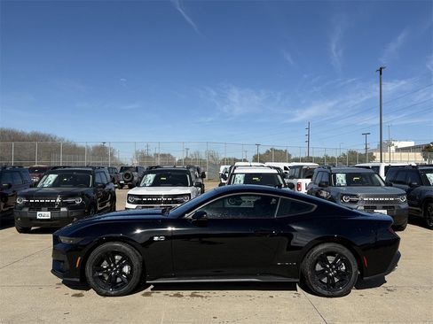 New 2026 Ford Mustang GT image 25