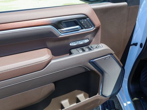 New 2026 GMC Sierra 1500 Denali AWD/4WD image 10