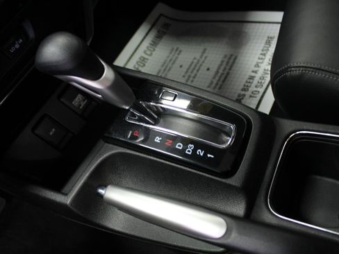 Used 2013 Honda Civic EX-L image 17