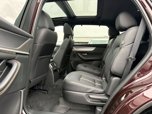 New 2026 MAZDA CX-90 Plug-In Hybrid w/ Premium Plus AWD/4WD image 17