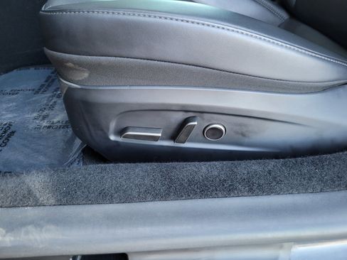 Used 2025 Tesla Model 3 Long Range RWD image 12