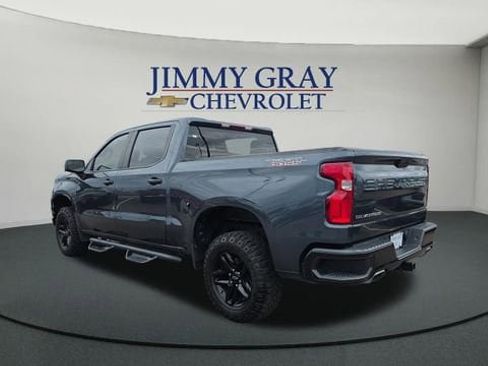Used 2021 Chevrolet Silverado 1500 LT Trail Boss image 3