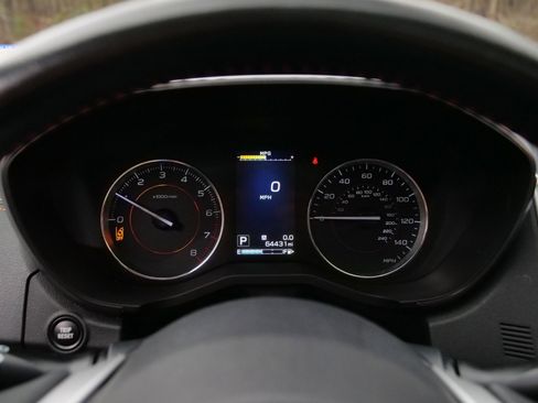 Used 2019 Subaru Crosstrek 2.0i Limited w/ Moonroof Package w/Navigation image 7