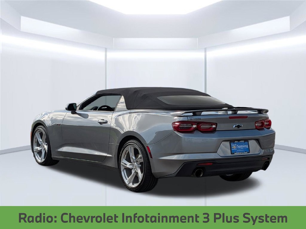 Used 2023 Chevrolet Camaro LT RWD image 4