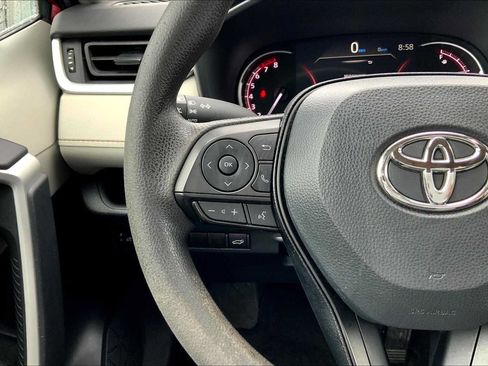 Used 2023 Toyota RAV4 XLE w/ Convenience Package FWD image 24