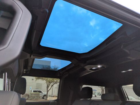 Used 2024 GMC Hummer EV 3X w/ Extreme Off-Road Package image 36