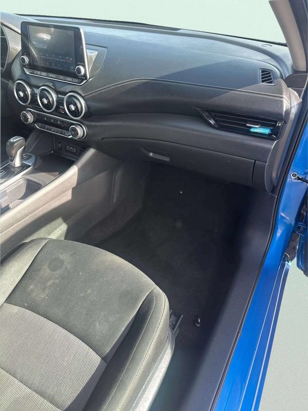Used 2024 Nissan Sentra SV FWD image 9