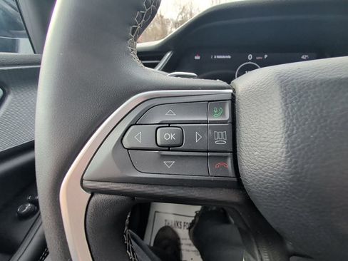 Certified 2025 Jeep Grand Cherokee Altitude AWD/4WD image 17
