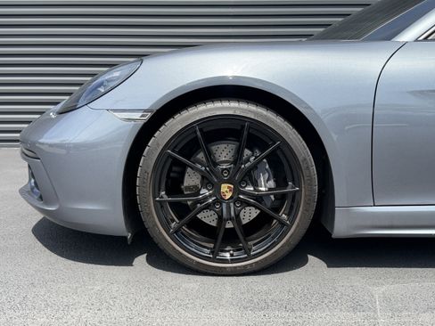 Certified 2025 Porsche 718 Cayman RWD image 12