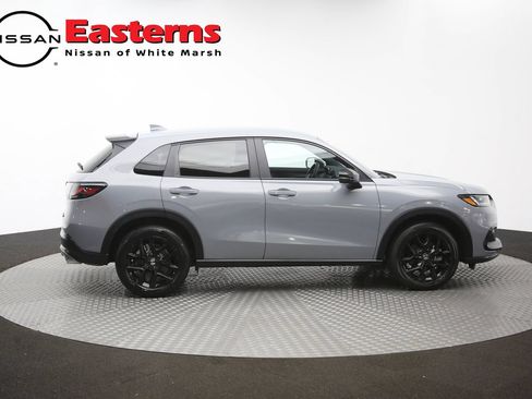 Used 2025 Honda HR-V Sport image 42