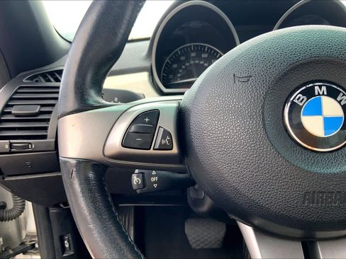 Used 2004 BMW Z4 2.5i image 17