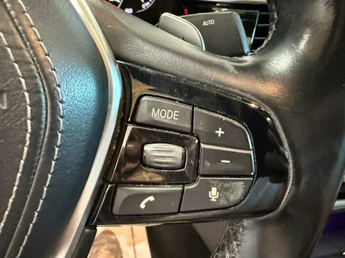 Used 2018 BMW 530e image 25