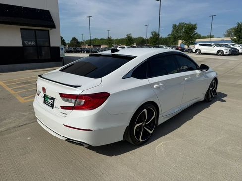 Used 2021 Honda Accord Sport image 14