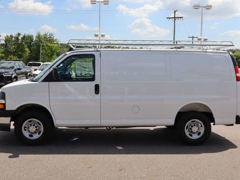 New 2025 Chevrolet Express 2500 w/ Driver Convenience Package image 21