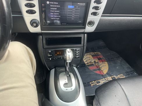 Used 2000 Porsche 911 Carrera 4 image 22