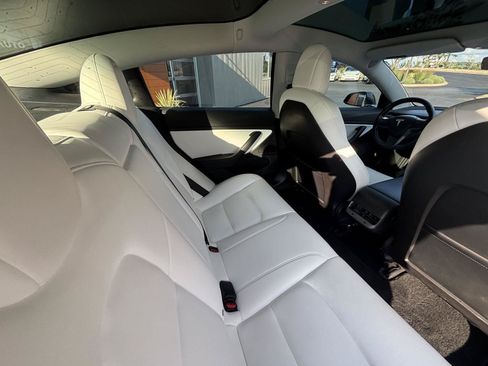 Used 2018 Tesla Model 3 Performance AWD/4WD image 17