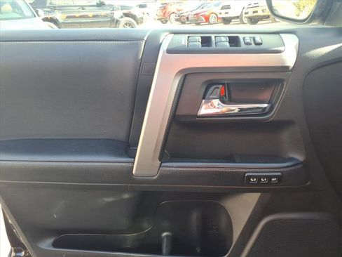 Used 2020 Toyota 4Runner Limited image 20