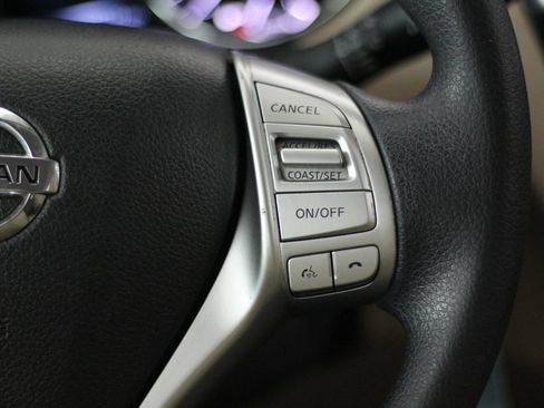 Used 2016 Nissan Rogue S w/ Appearance Package FWD image 13