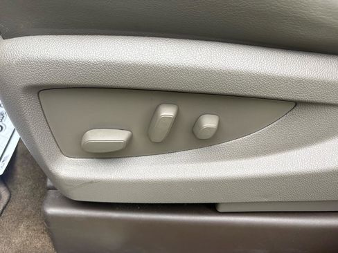 Used 2017 GMC Yukon Denali w/ Open Road Package image 12