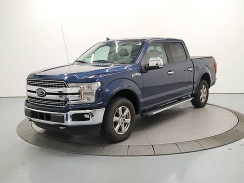 Used 2018 Ford F150 Lariat w/ Equipment Group 502A Luxury AWD/4WD image 4