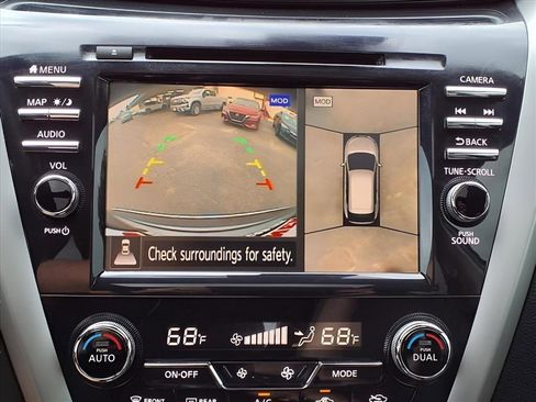 Used 2020 Nissan Murano Platinum w/ Cargo Package image 4