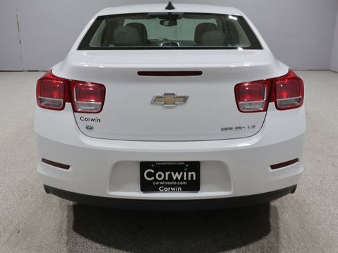 Used 2015 Chevrolet Malibu LS FWD image 3