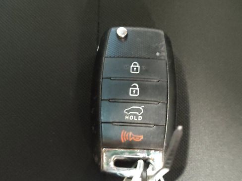 Used 2019 Kia Soul FWD image 32