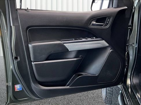 Used 2017 Chevrolet Colorado ZR2 AWD/4WD image 19