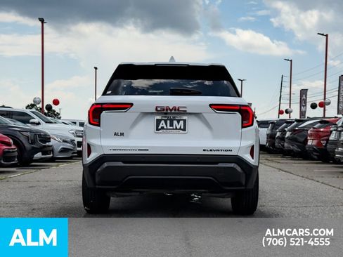 Used 2025 GMC Terrain Elevation AWD/4WD image 5