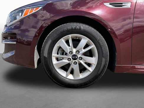 Used 2018 Kia Optima LX FWD image 8