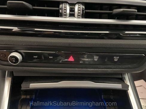 Used 2024 BMW 330i Sedan image 18