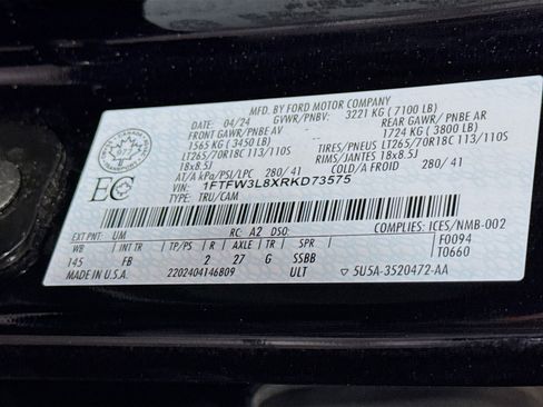 Used 2024 Ford F150 XLT w/ XLT Black Appearance Package image 39